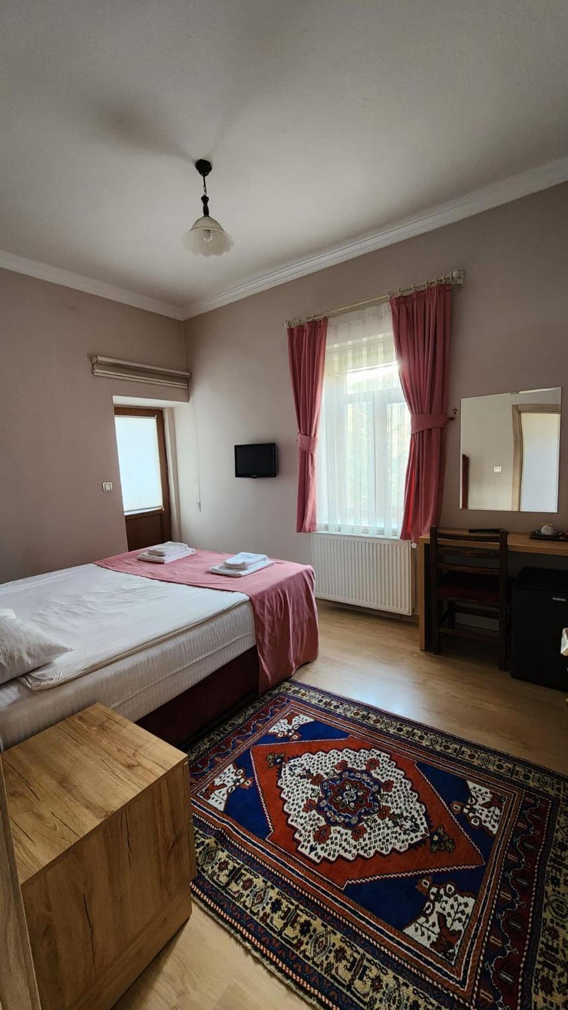 Yildiz Hotel Юргюп Екстериор снимка