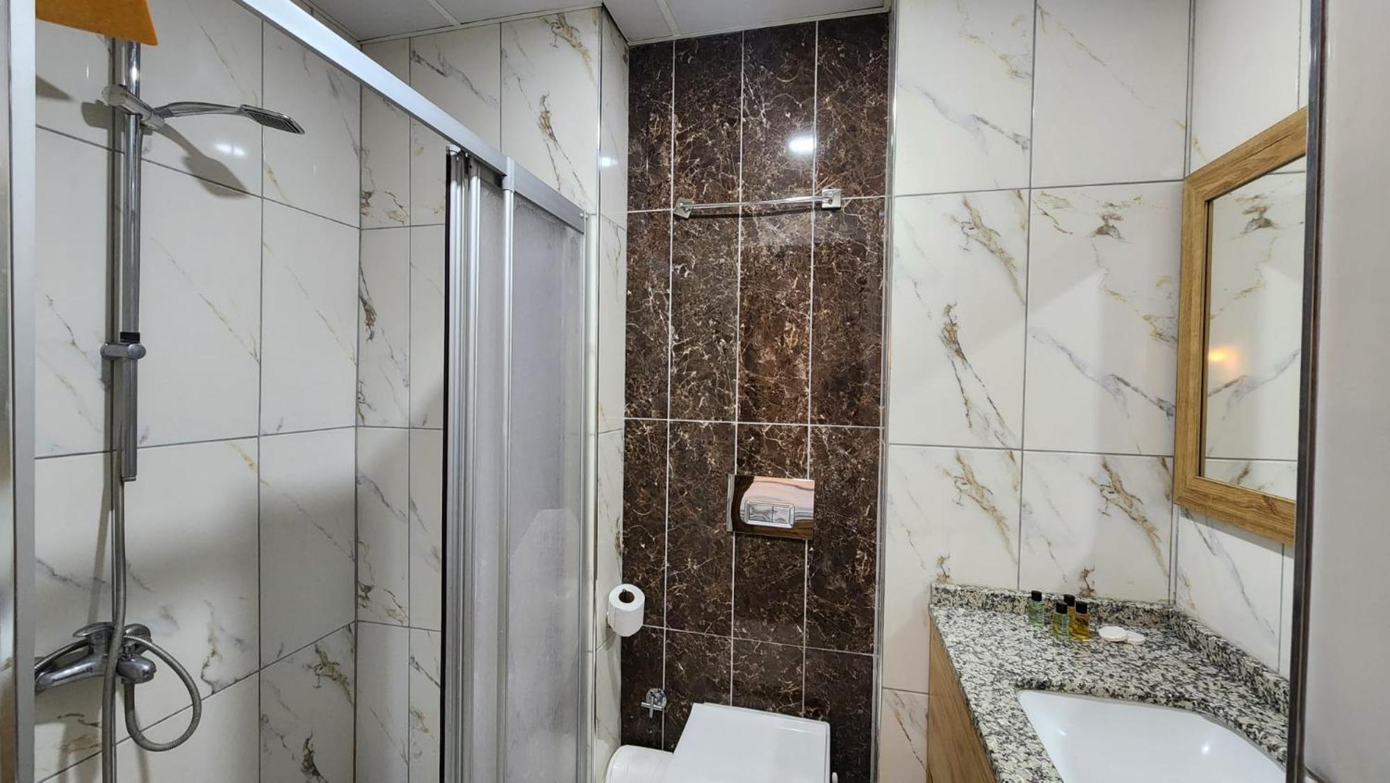 Yildiz Hotel Юргюп Екстериор снимка