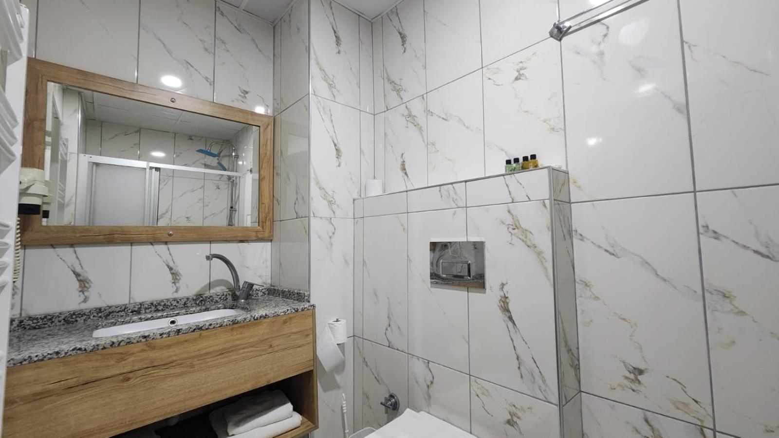 Yildiz Hotel Юргюп Екстериор снимка