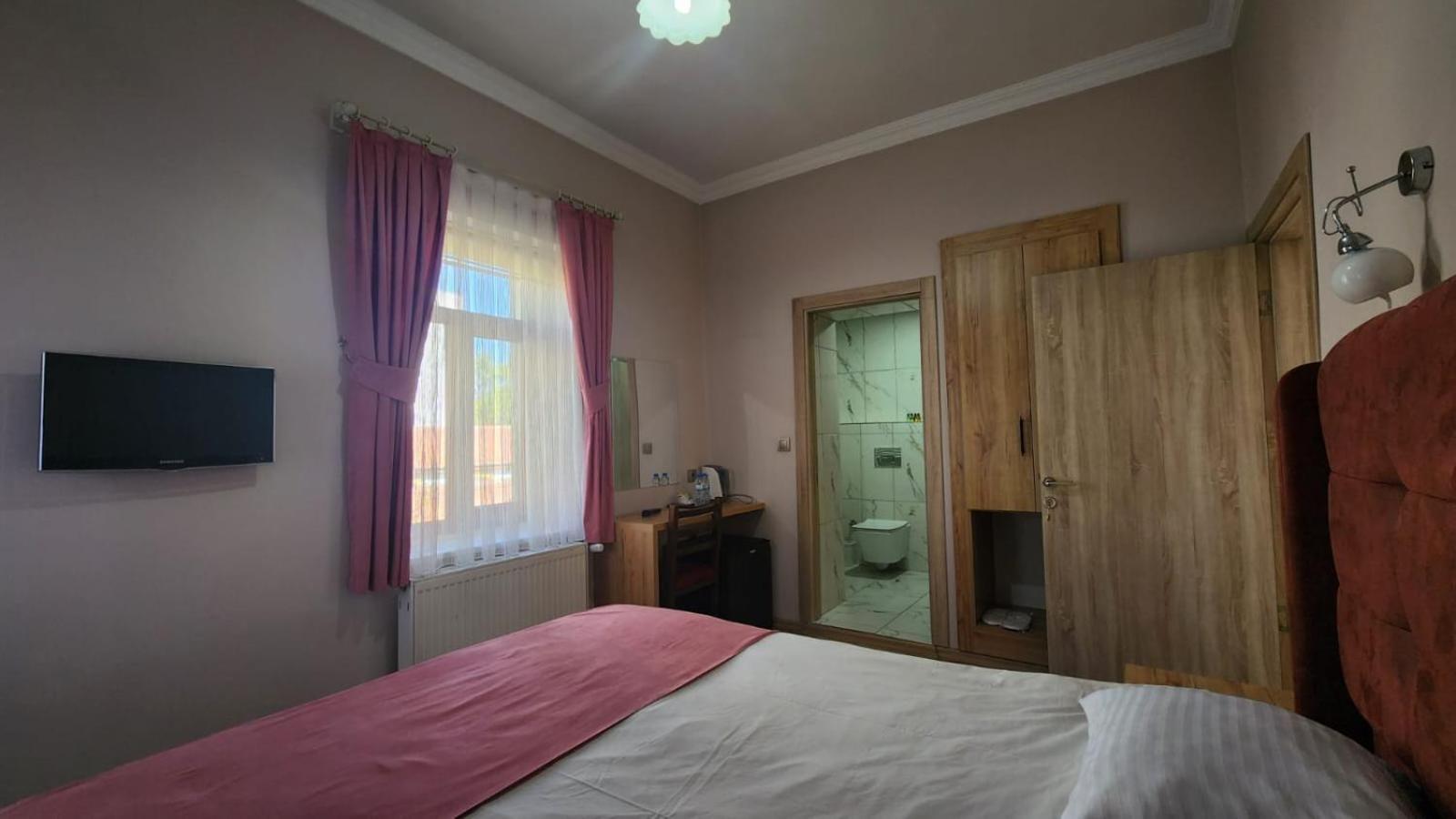 Yildiz Hotel Юргюп Екстериор снимка