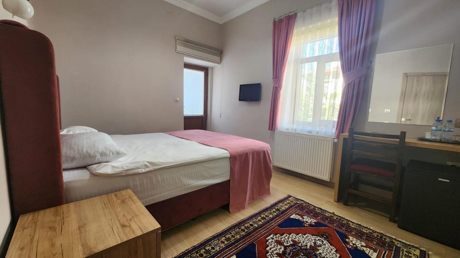 Yildiz Hotel Юргюп Екстериор снимка
