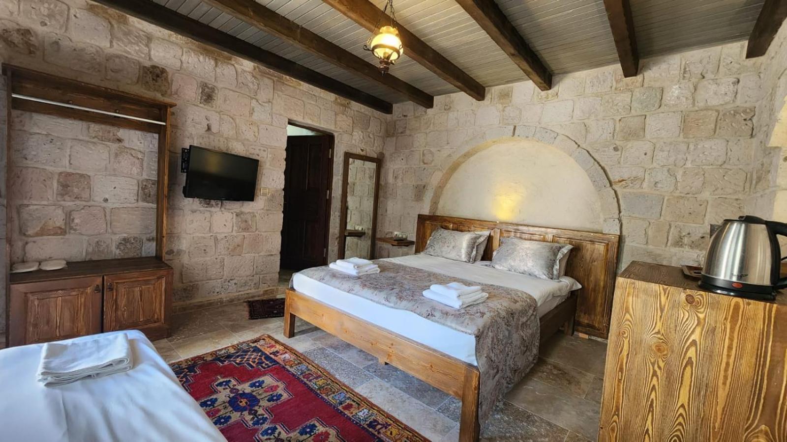 Yildiz Hotel Юргюп Екстериор снимка
