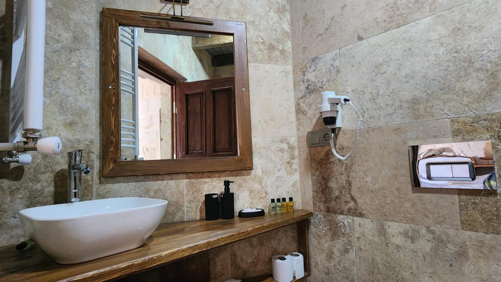 Yildiz Hotel Юргюп Екстериор снимка