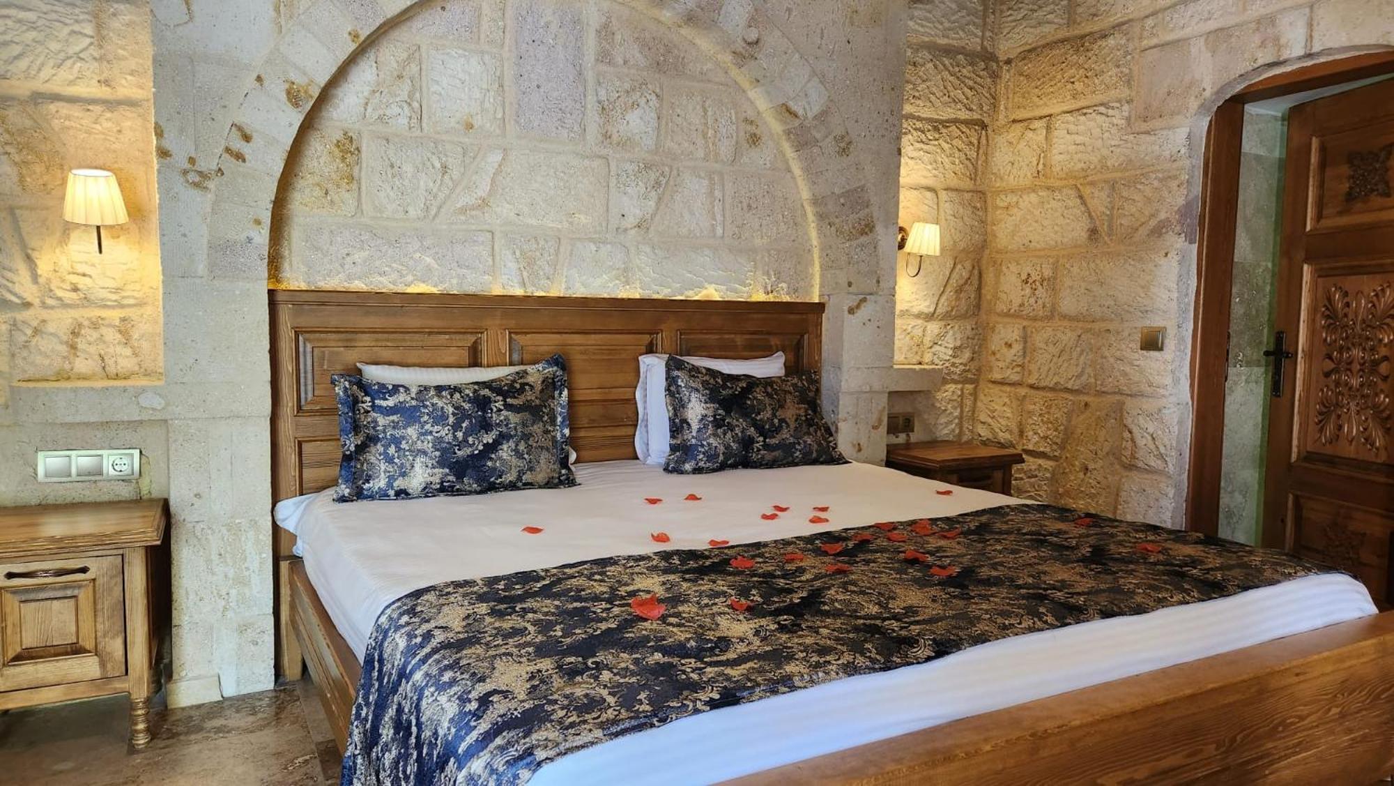 Yildiz Hotel Юргюп Екстериор снимка