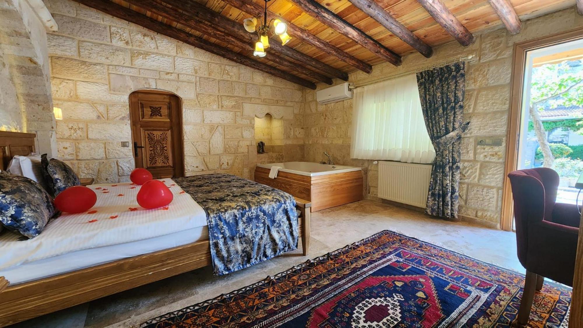 Yildiz Hotel Юргюп Екстериор снимка